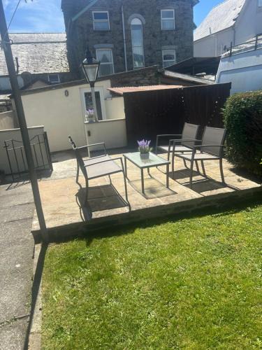 Bala House | Llwyn Celyn 2 bedroom