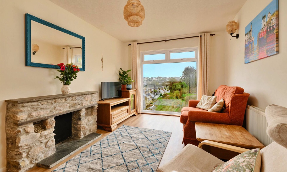 West Looe Ski Chalet | Looe Valley View