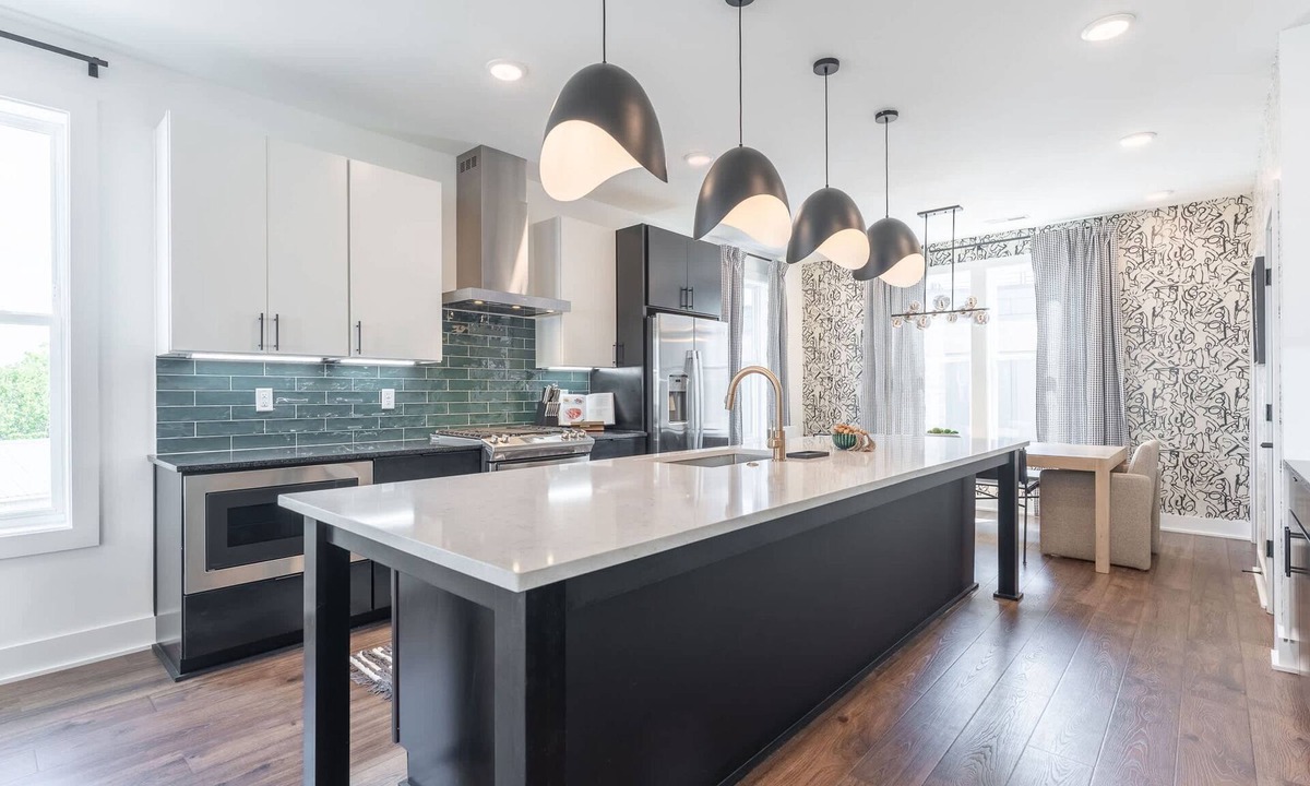Talbot's Corner House | Lucile 87 89 Double
