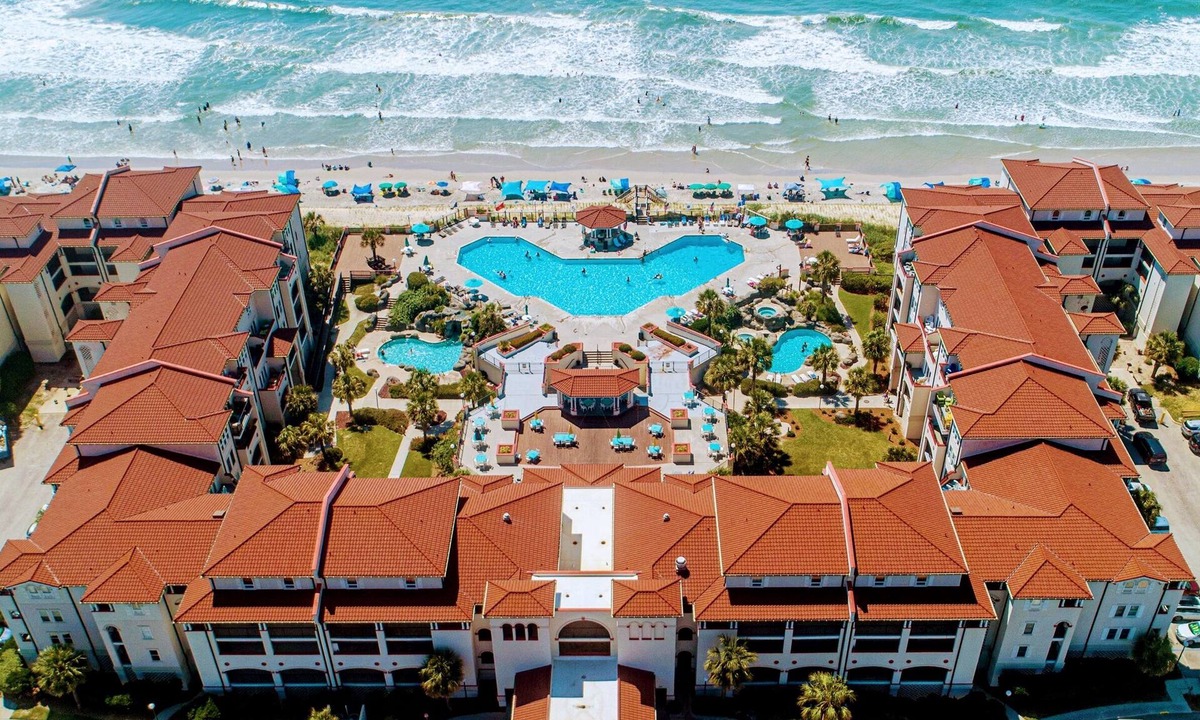 North Topsail Beach Condo | Luxurious Condo, Massage Chair, Arcade Games, Beautiful Pools, Hot Tubs, King bd
