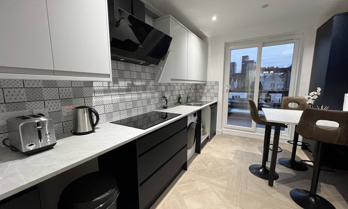 Harrow House | Luxurious London Studios