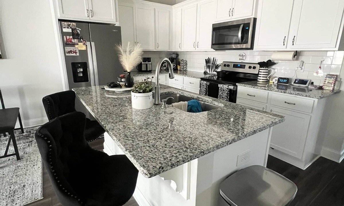 Grovetown House | LUXURIOUS MASTER'S WEEK 2br townhome, 20 mins away WiFi, Washer/Dryer, Sleeps 6.