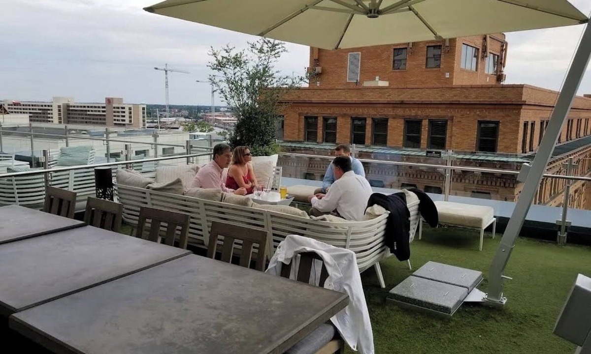 Norfolk Hotel | Luxury Elizabeth River View Room