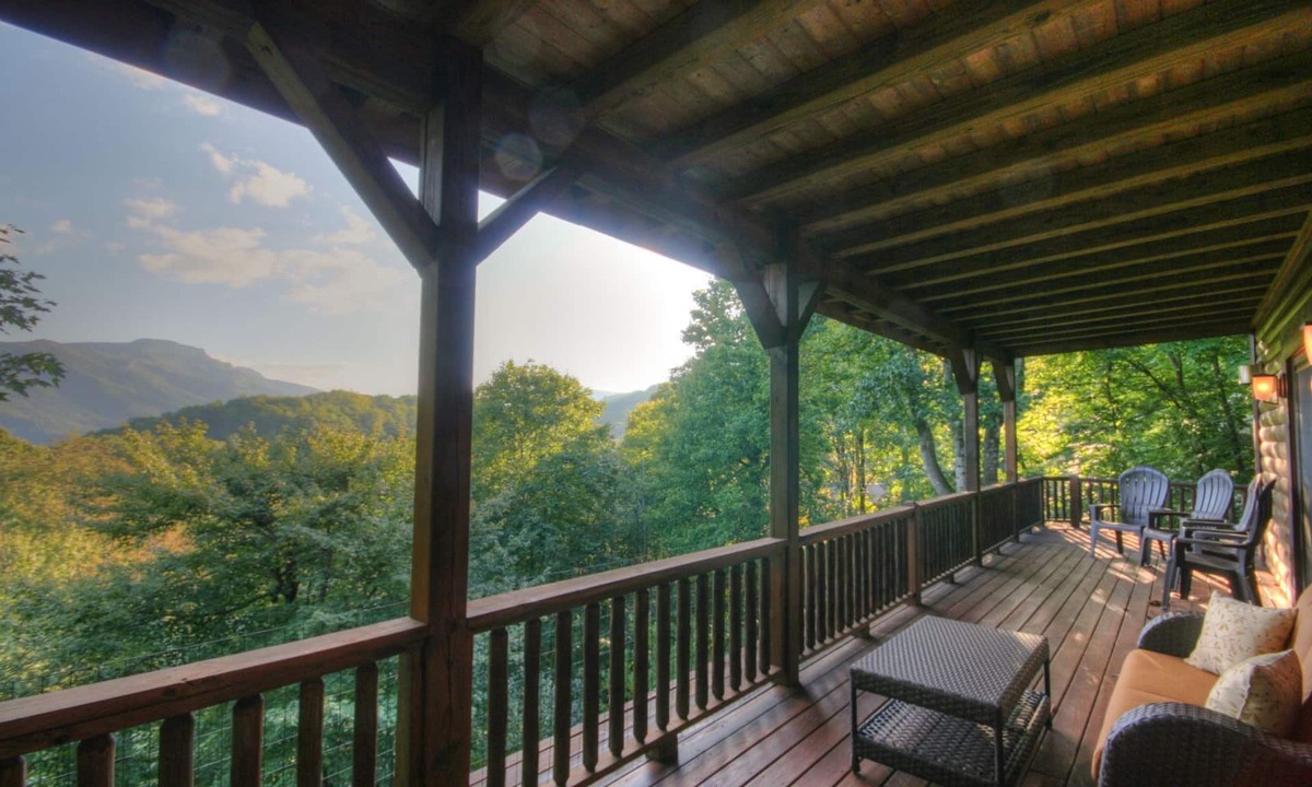 Seven Devils Cabin | Luxury Log Cabin with Breathtaking Views