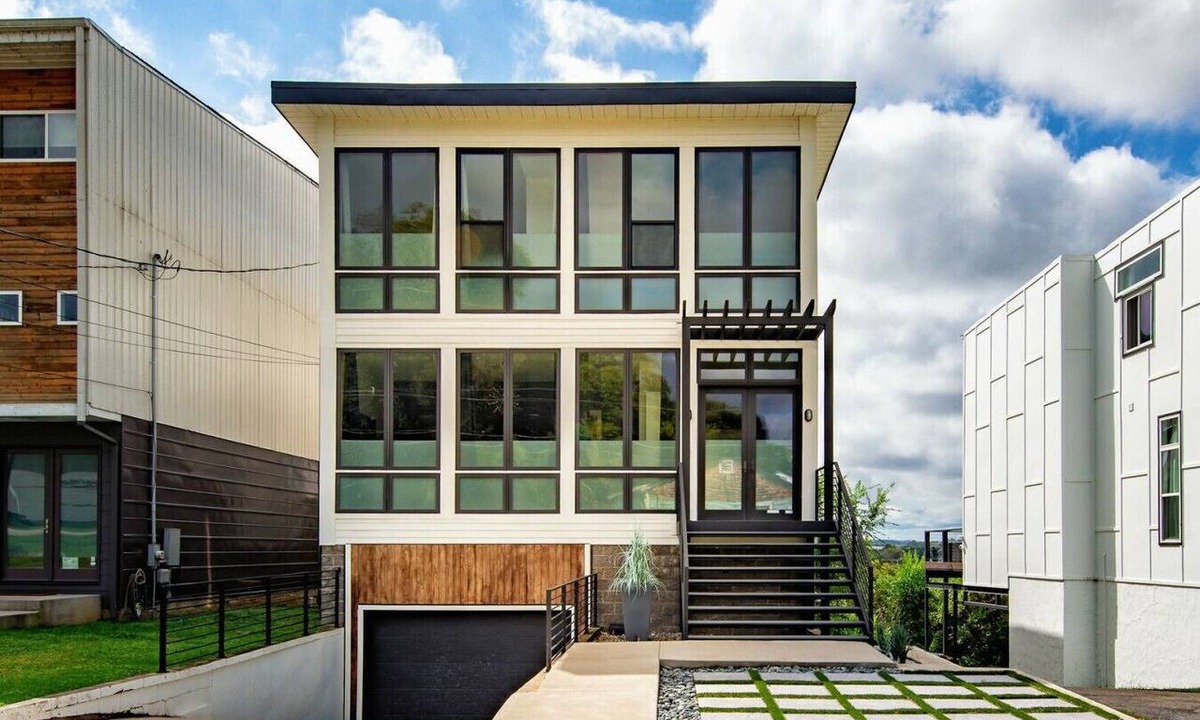 Katie Hill Neighborhood House | Luxury Stay w/Large Rooms & Blackout Curtains