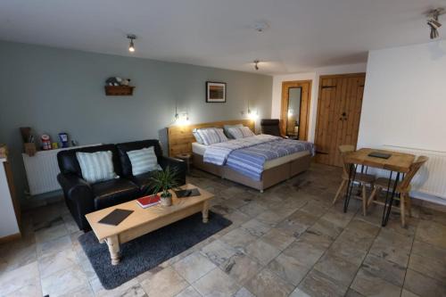 Keswick Cabin | Lynton Lodge Studios