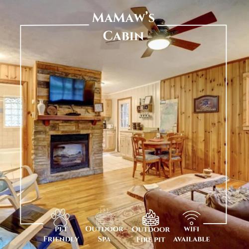 Linville Falls House | Mamaw's Cabin with Hot Tub
