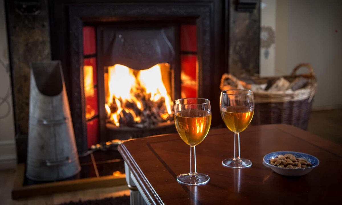 Reighton House | Manor House with ensuites and Hot Tub Sleeps 18 / 20