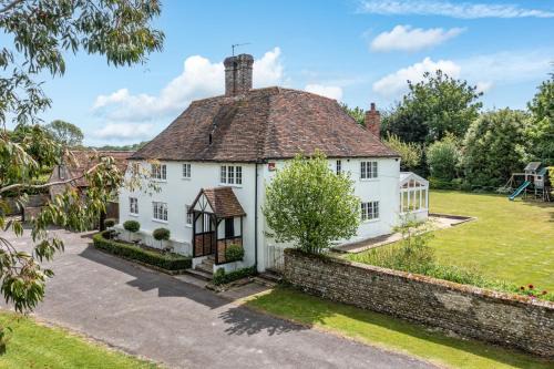 Sidlesham House | Marble Bridge Farm by The Butler Collection
