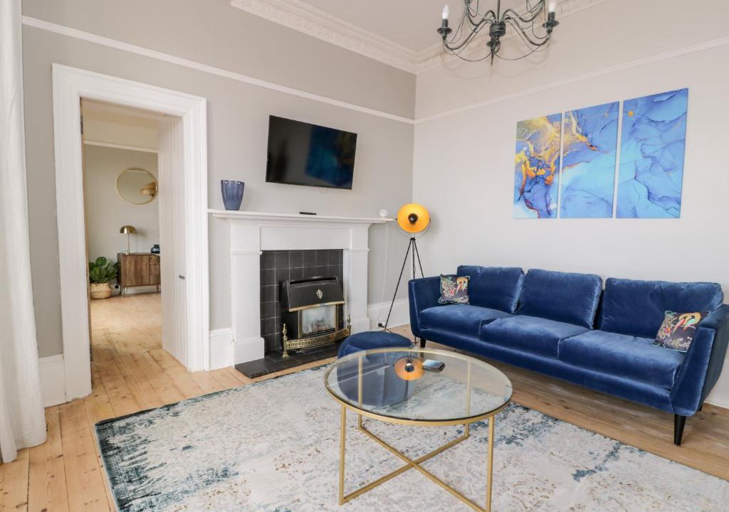 Innellan Apartment | Mars Hill Lower