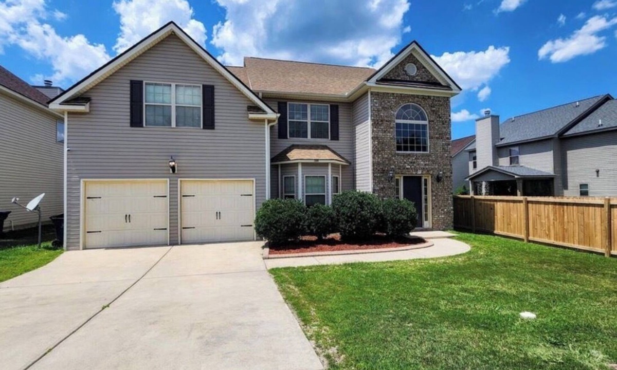 Fort Gordon House | Masters Week Luxury Rental 5BR 15 Min to Augusta National Private Parking