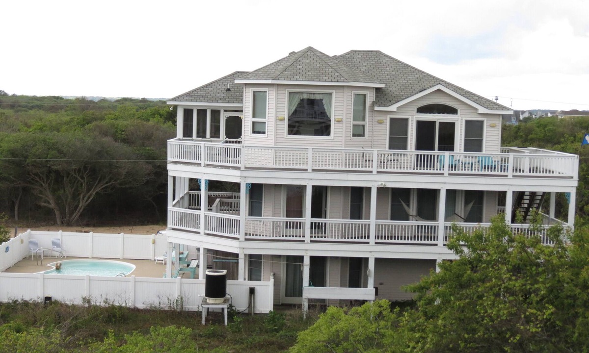 Carova Beach House | Meant To Be Your Home Away from Home 5 BR, 4.5 BA Pool Hot Tub Walk to 4X4 Beach