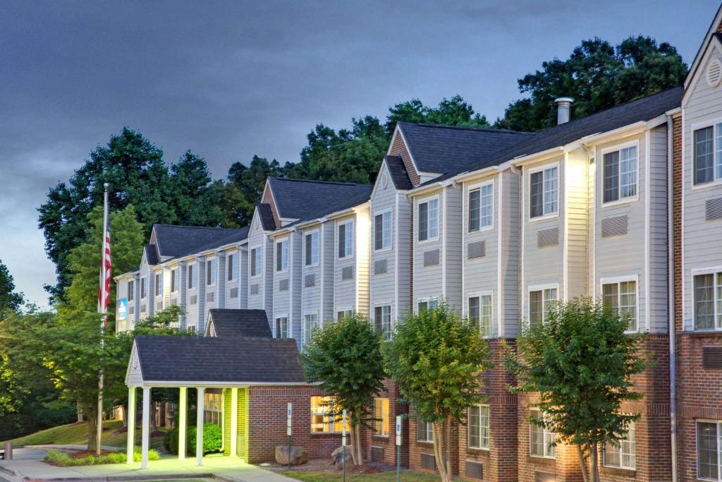 Microtel Inn | University Place