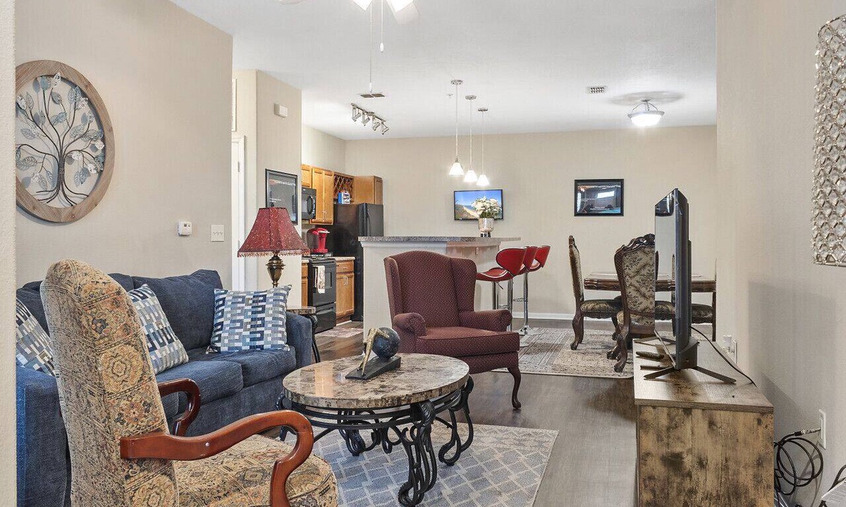 Huntsville Apartment | Mid-City Serenity with King Bed- Close to Redstone Arsenal Gate 1