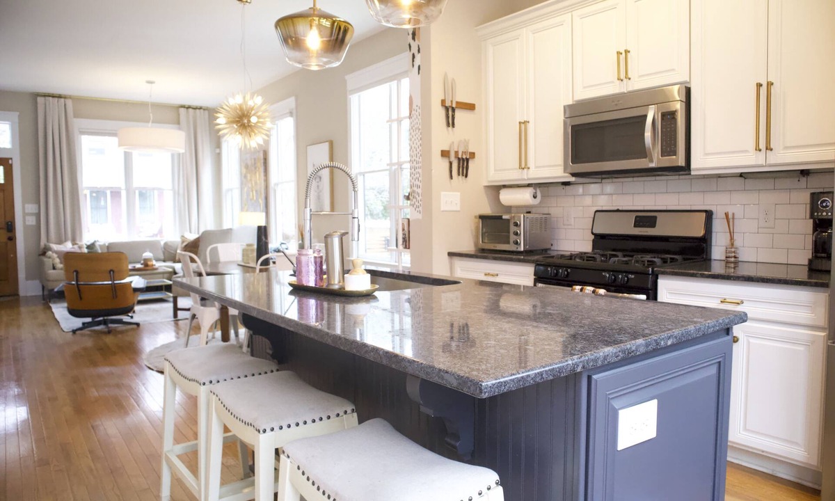 Downtown House | Modern 3bd House Downtown Raleigh