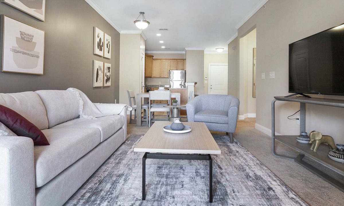Greensboro Apartment | Modern Apartment in Prime Location (ID8533X30)