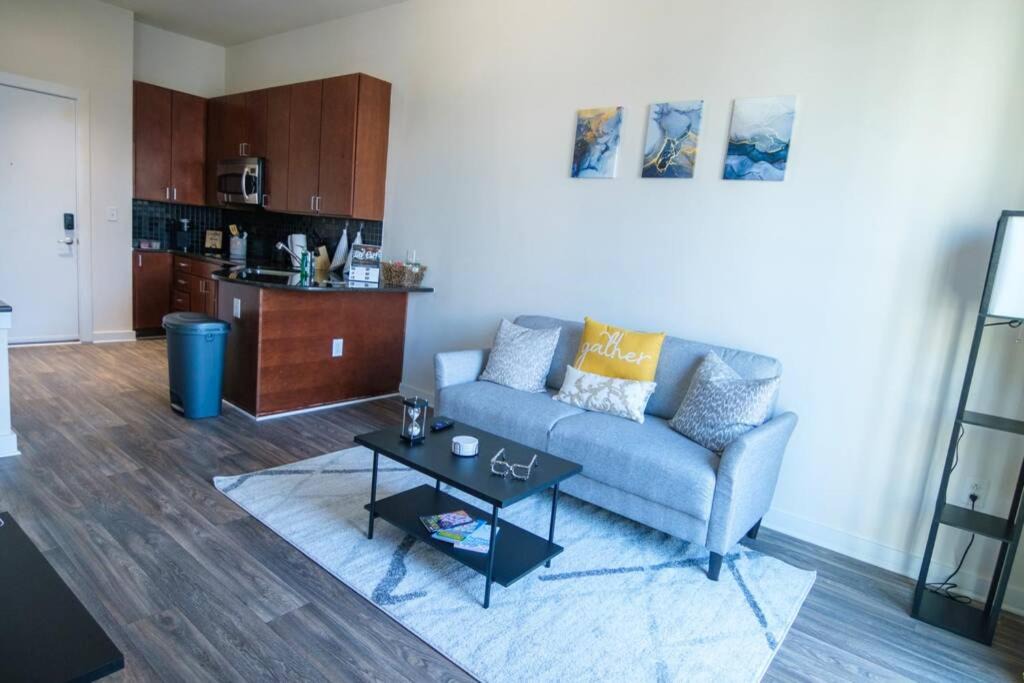First Ward Apartment | Modern Chic Studio in Uptown Charlotte