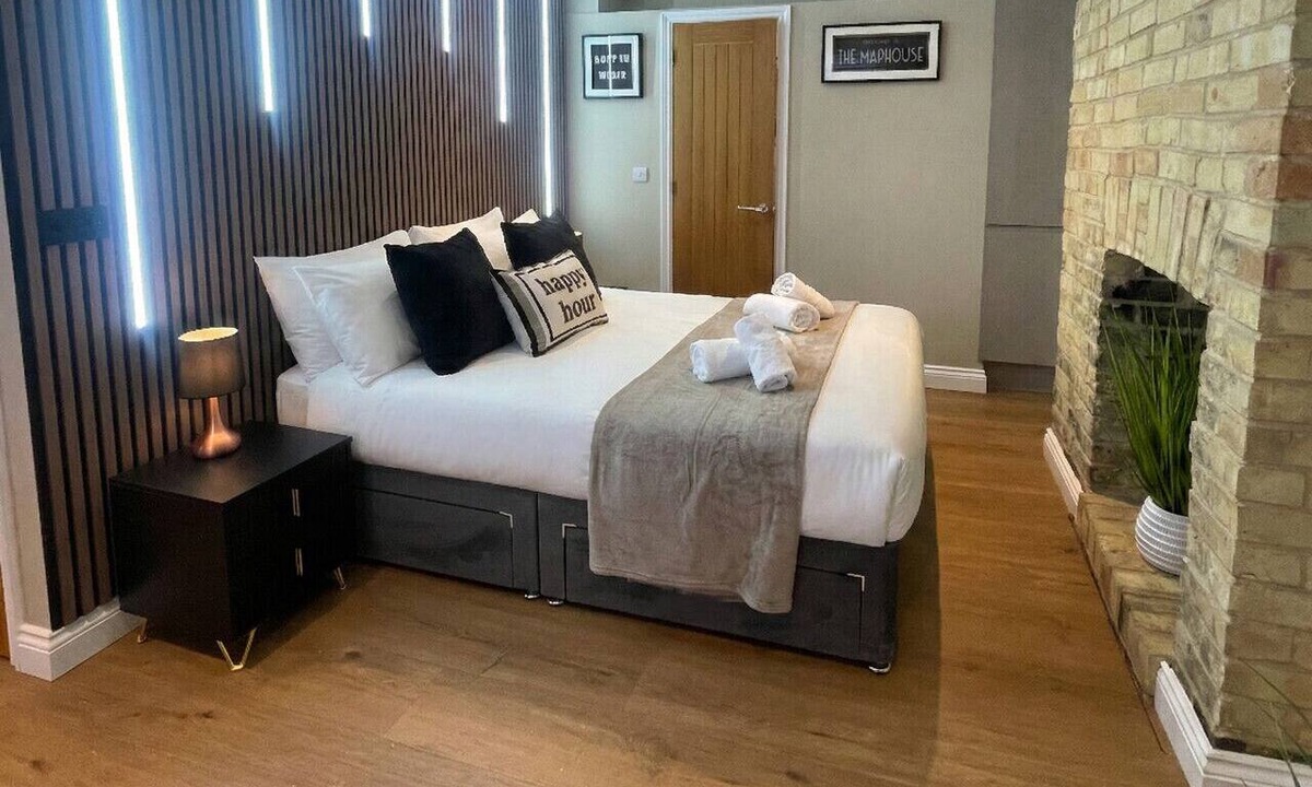 Mill Road Apartment | Modern ensuite Studio in the Heart of Mill Road