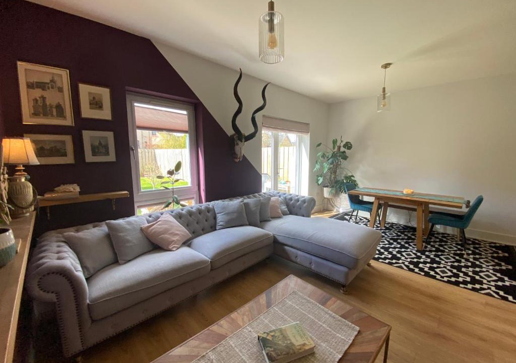 Bonnyrigg Apartment | Modern Home Near Edinburgh City