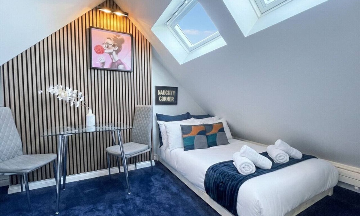 Mill Road Apartment | Modern Studio Retreat Just off Vibrant Mill Rd