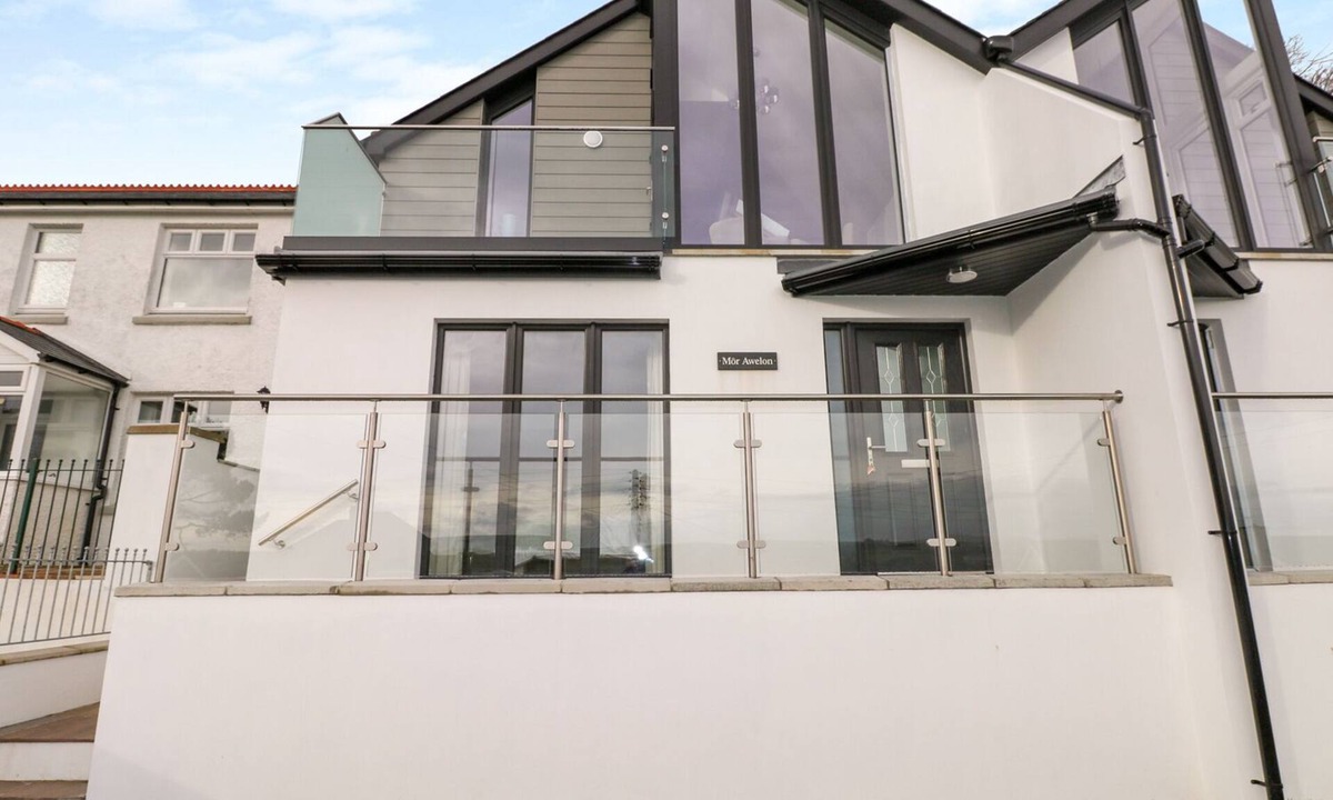 Goodwick Cottage | Mor Awelon