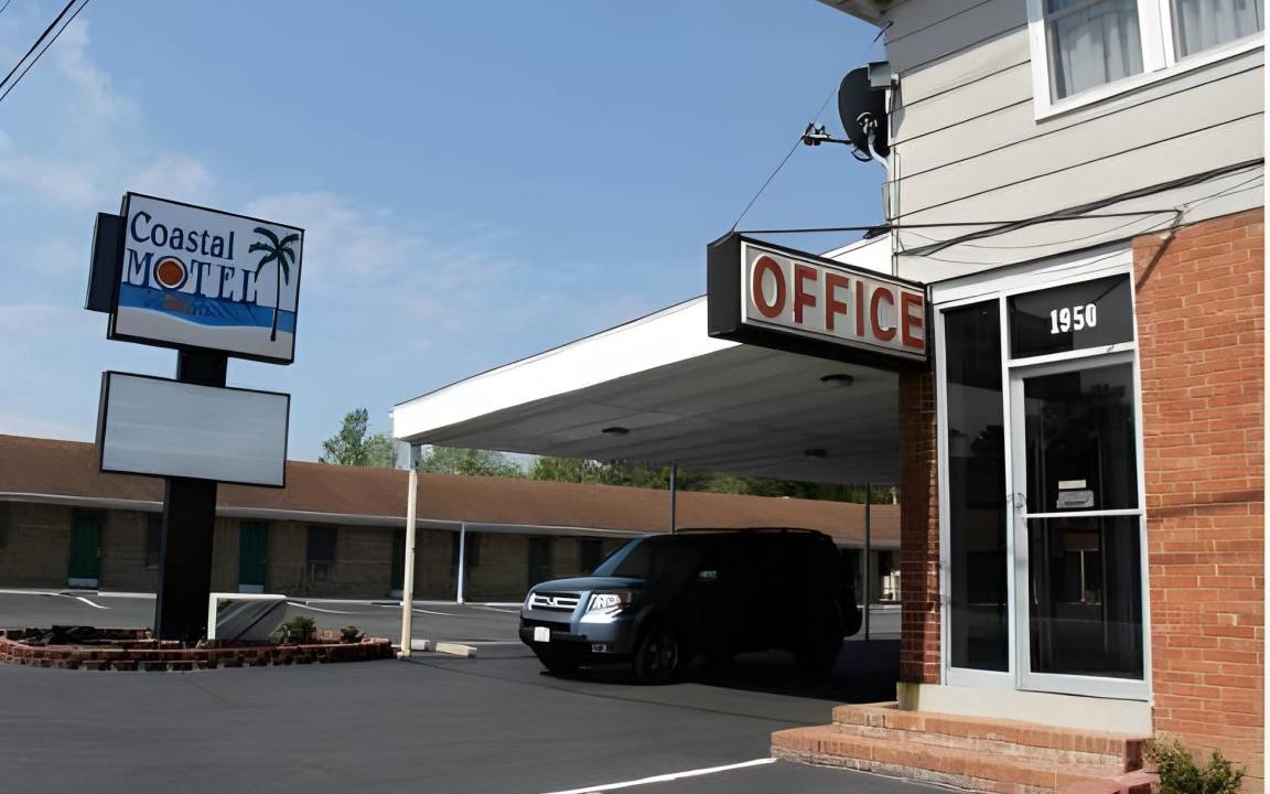 McCutcheon Field Hotel | Motel ∙ 4 guests