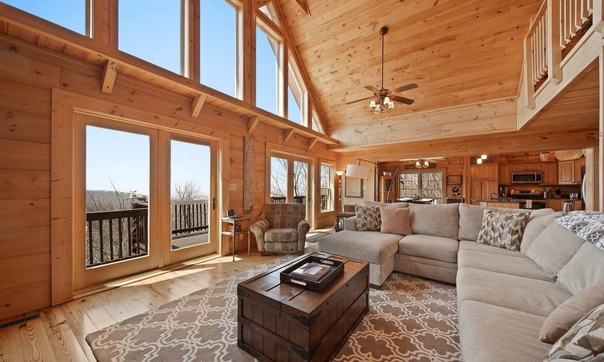 Beech Mountain Cabin | Mountain Cabin with Big View