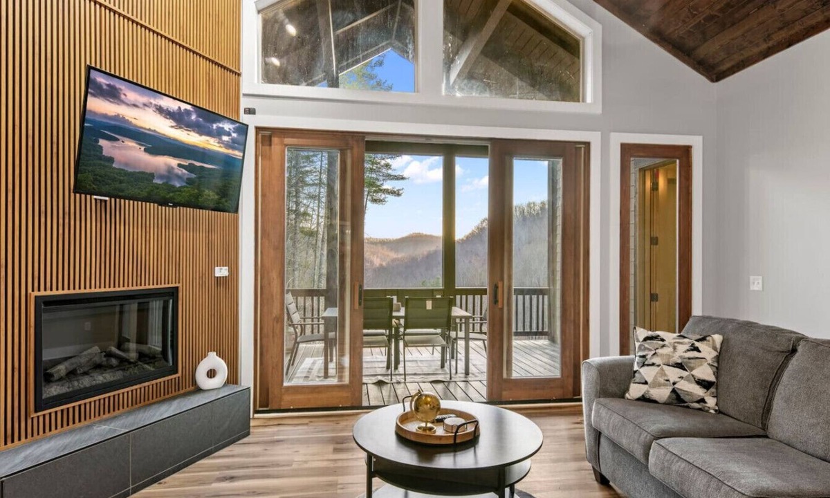 Sylva Condo | Mountain Sanctuary, Balcony, View, and Grill!