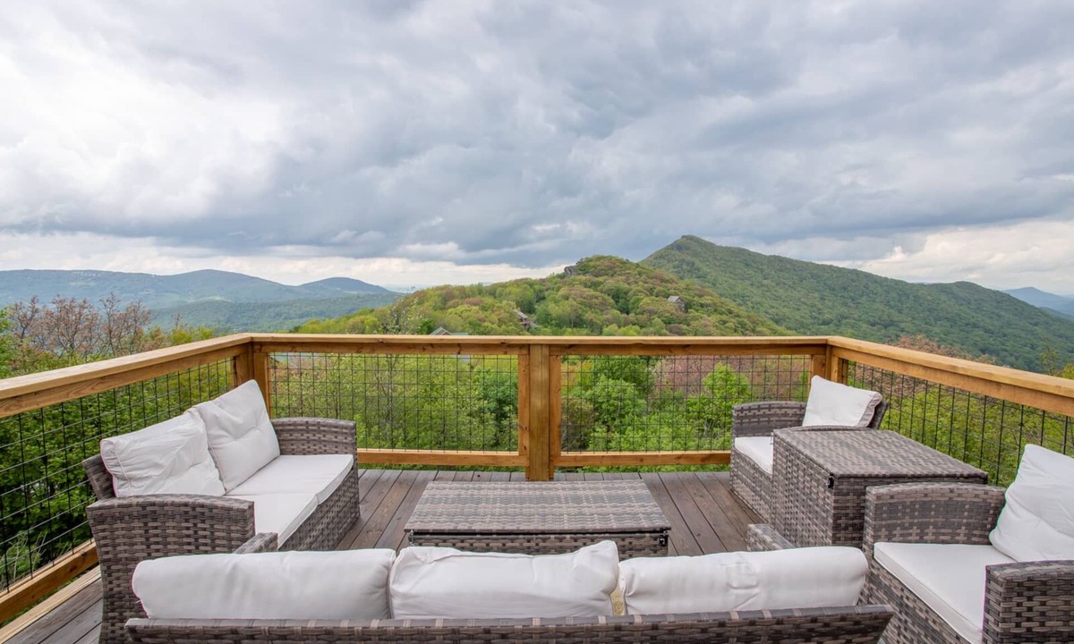 Seven Devils Cabin | Mountain Top Paradise