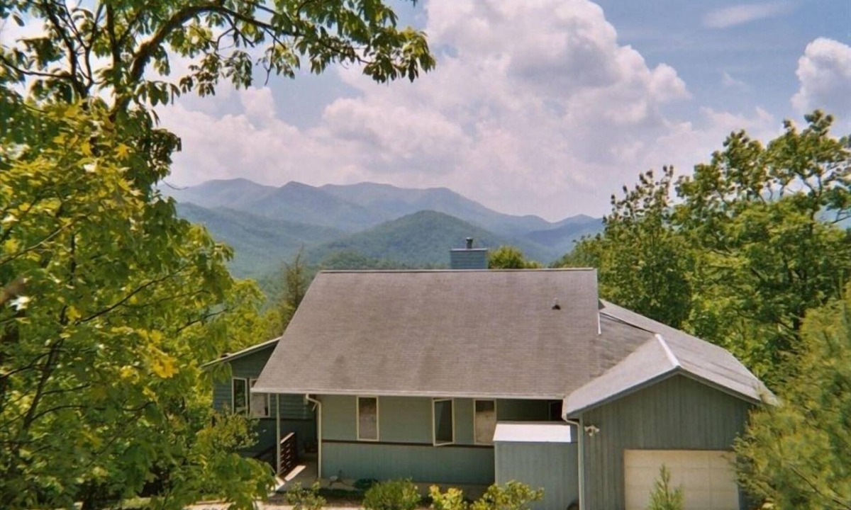 Topton House | Mountainview House - Luxurious Privacy Above the Clouds