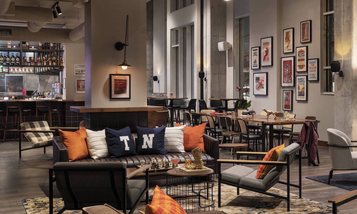 Hillsboro Village Hotel | Moxy Nashville Vanderbilt Area
