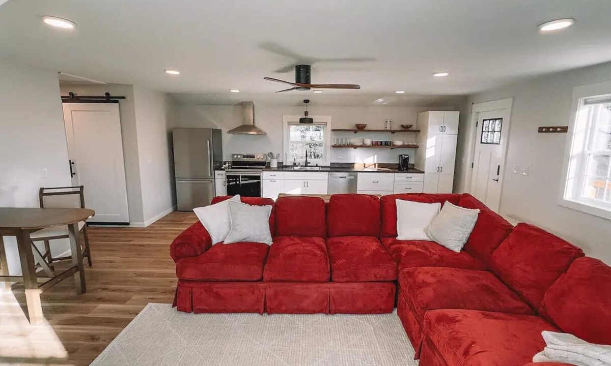 Weaverville Apartment | Murphy's Loftnn