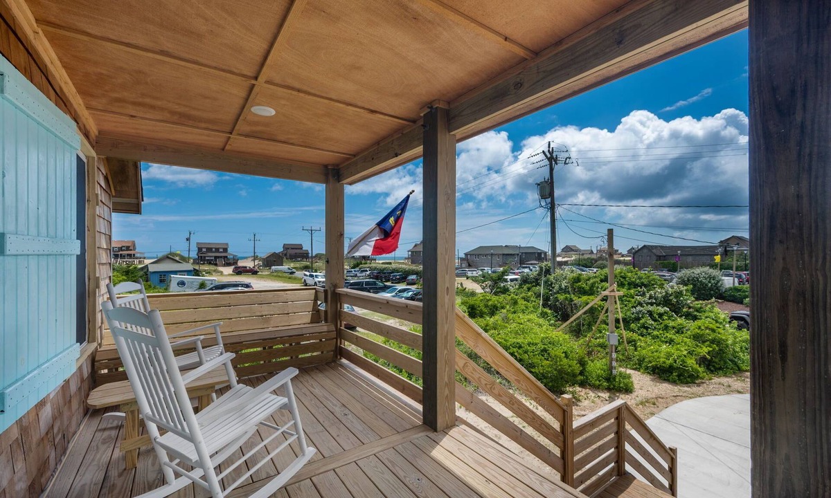 Nags Head House | Nags Head 364: Pet Friendly, Newly Remodeled, Oceanside, Short Stays Anytime!