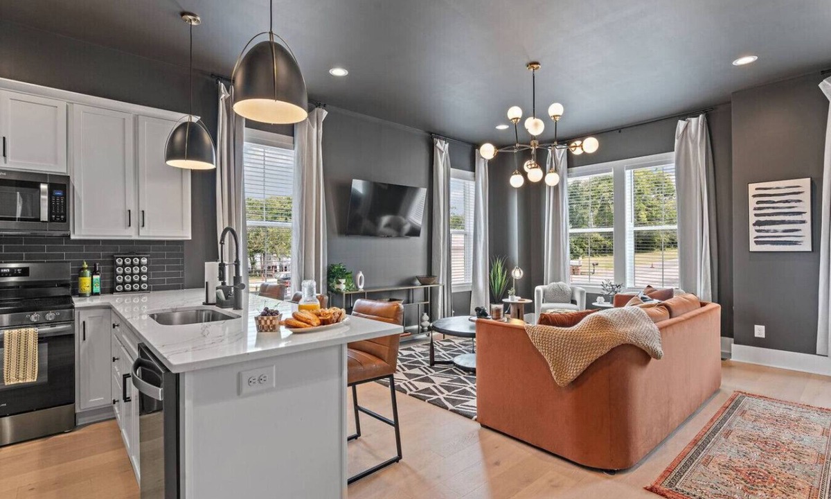 Haynes Area House | Nashville 4BR - Hot Tub + Games