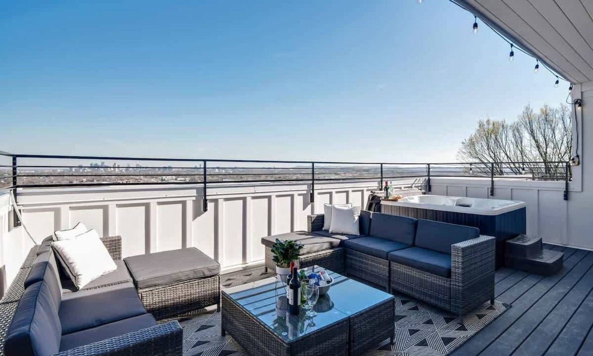 Nashville House | Nashville Duo Retreat Private Rooftops