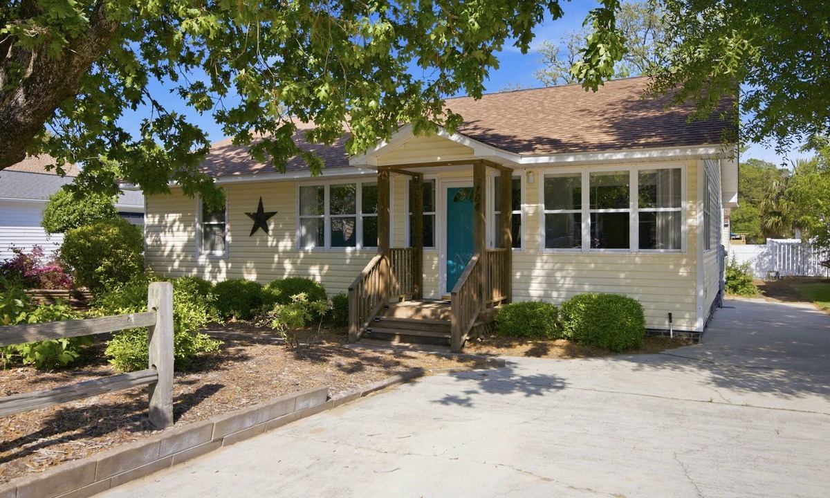Tranquil Harbour House | NE 38th Street Dog Friendly - Star Spangled Manor