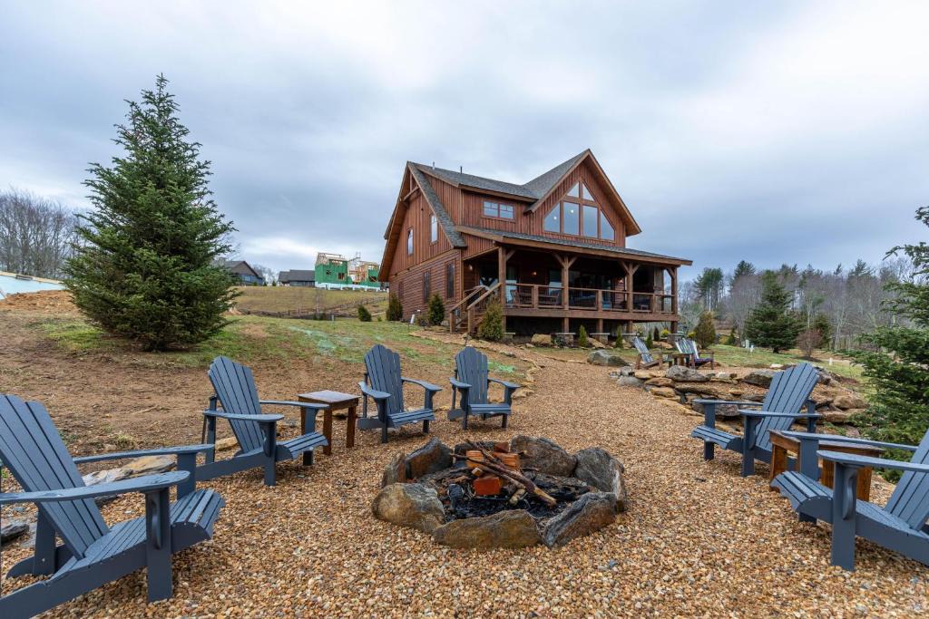 Elk Park House | Neverending Story at Eagles Nest