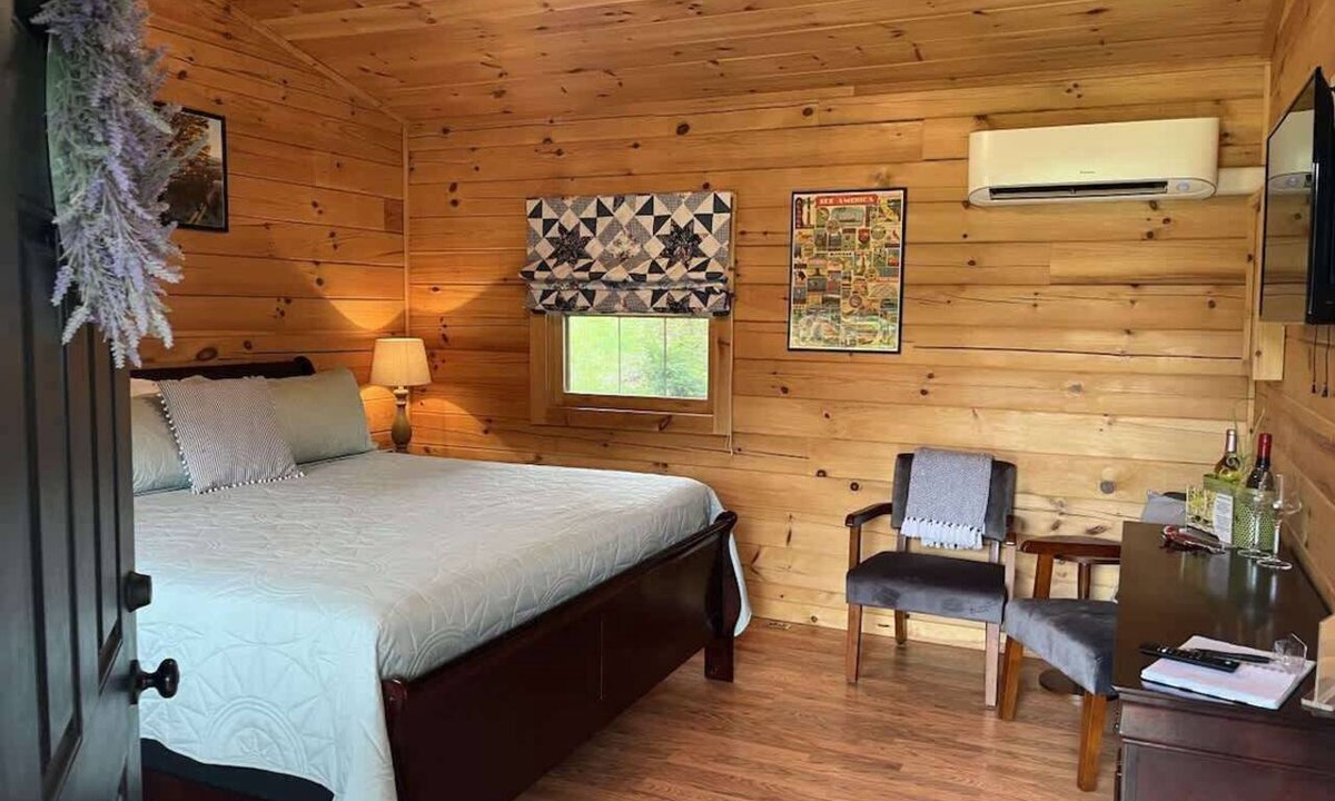 Floyd Cabin | NEW! Blue Ridge Bound Cabin 328