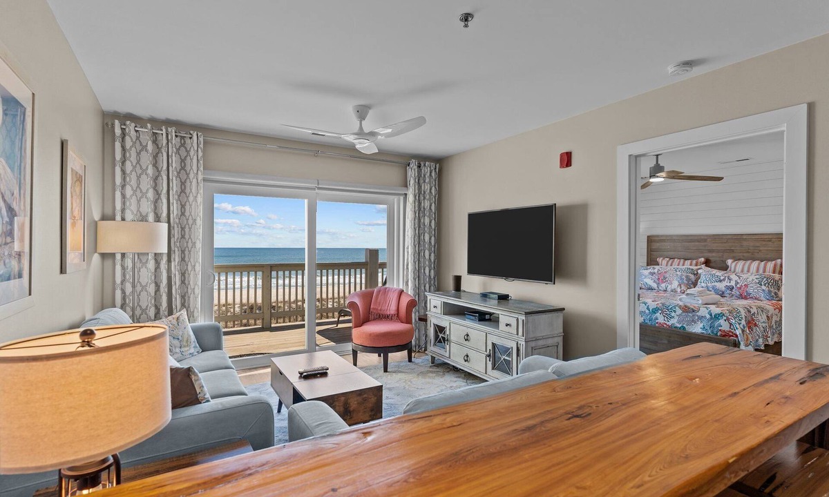 Carolina Beach Condo | NEW CONSTRUCTION-Pool-Top Floor Luxury Oceanfront Condo-KeylessCheckin-RR Host