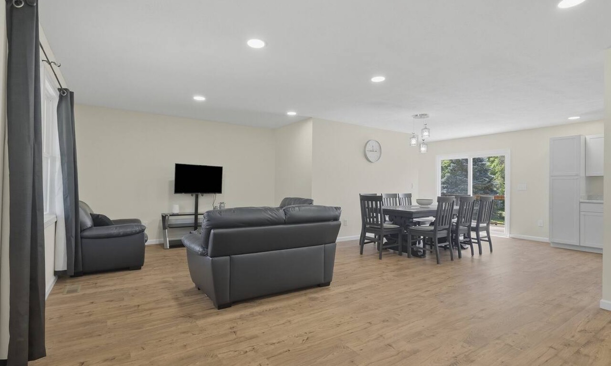 Galax House | NEW! Galax 5BR Home Near Blue Ridge - Sleeps 6