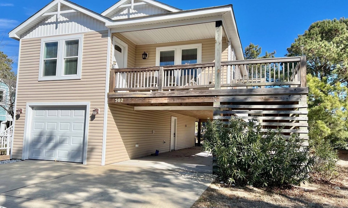 Colington House | New HOT TUB - 4BR/3BA Soundside - Dog Friendly
