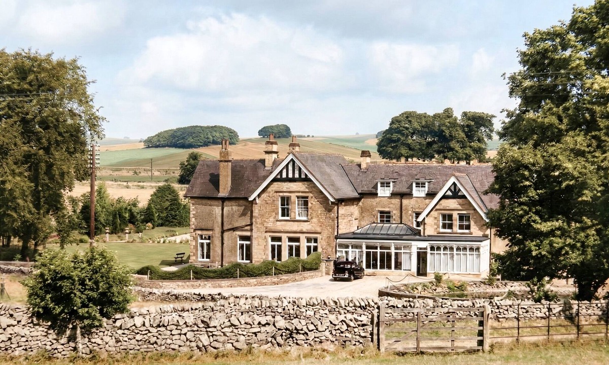 Alsop en le Dale Bed & Breakfast | New Inns