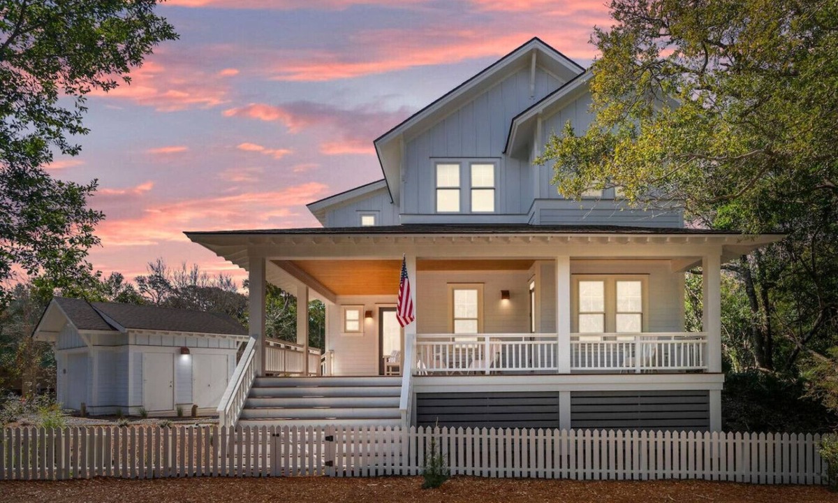 Cape Fear Station House | New Luxury 5 Bedroom Home In Bald Head Island's Cape Fear Station