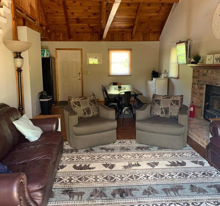 Lansing House | New River mountain cabin with reduced cleaning fee