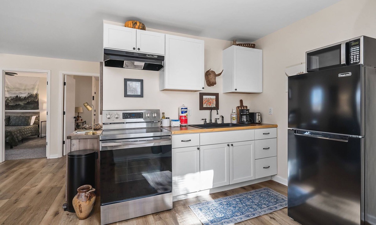 Smithville Cabin | New! Sofie's House (Pet-Friendly)
