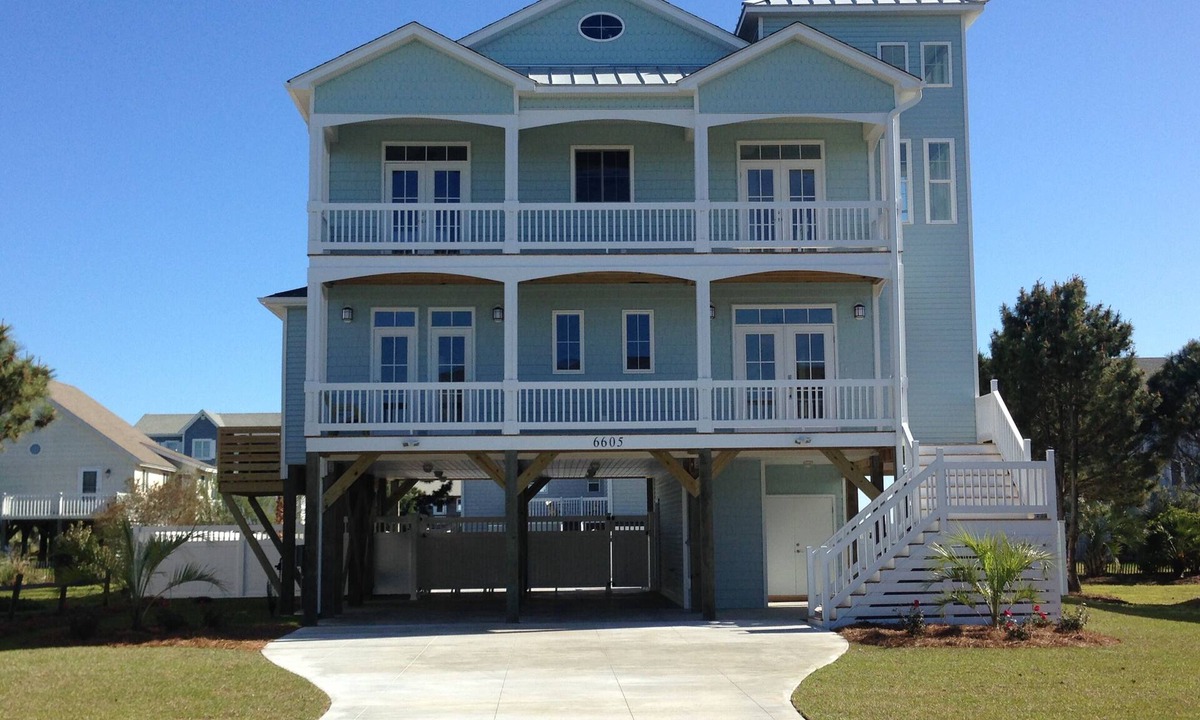 Oak Island House | Newer Ocean View home w/Pool.Walk to Ocean and Intercoastal