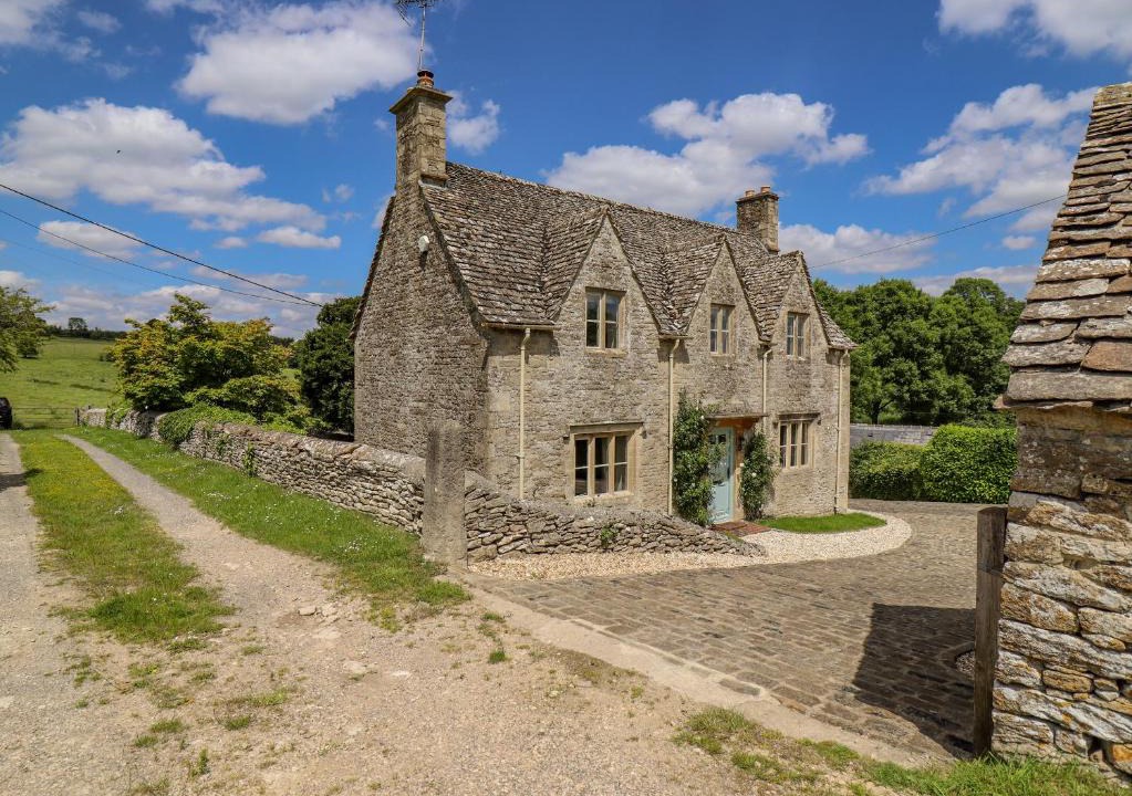Chedworth House | No 1 Eastington
