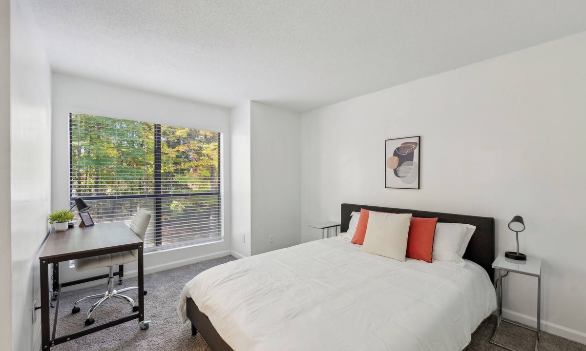 Winston - Salem Apartment | Northcliffe 405 I Fully Furnished 2 Bedroom 2 Ba