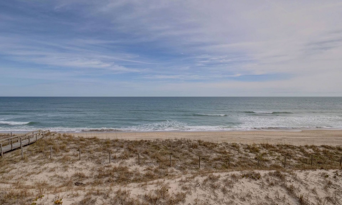 Kure Beach Condo | Ocean Dunes 104 – Spacious oceanfront condo at Ocean Dunes in Kure Beach