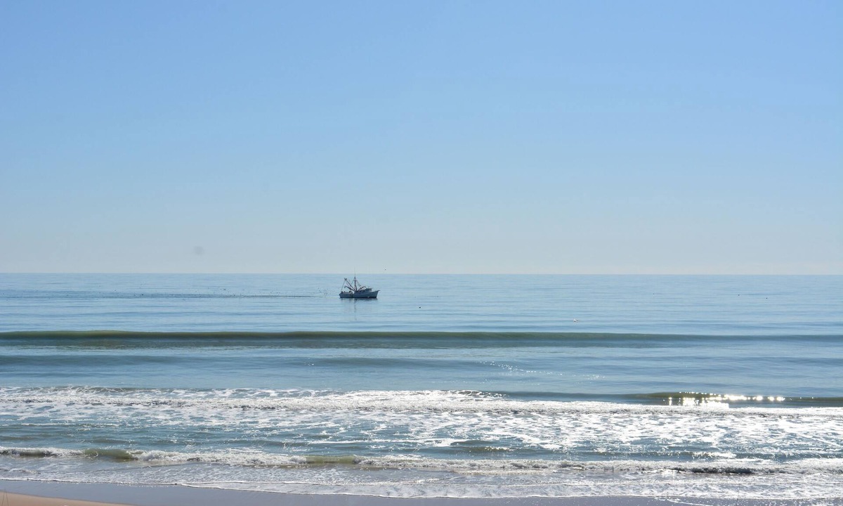 Surf City House | Ocean & Sound Views; 2 King Suites; Elevator